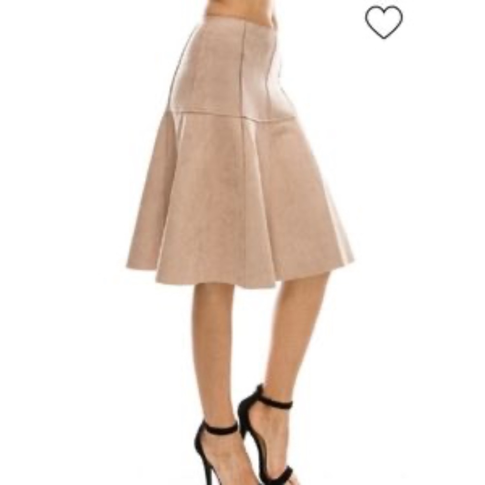 Favlux,  Dusty Rose Tan Faux Suede Seamed Trumpet Skirt Sz medium